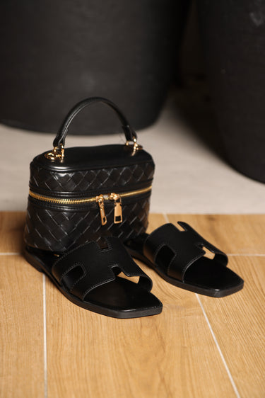 The Doll Vanity Bag Black
