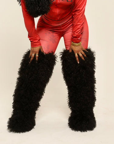 Main Character Faux Fur Boots Black